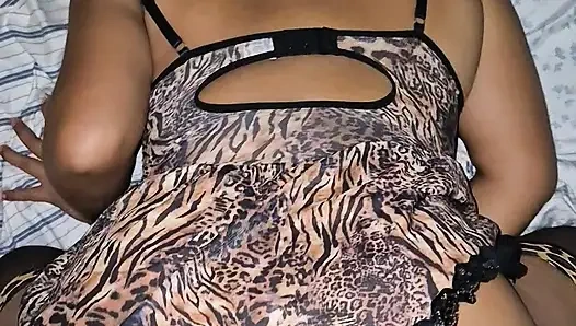 After a COSTUME PARTY a stranger saw me with my sexy dress and did not hesitate to propose to me to have SEX, how delicious!