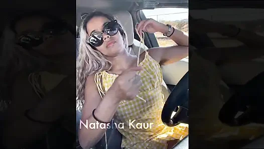 Gaunku dientot habis-habisan pakai strap-on