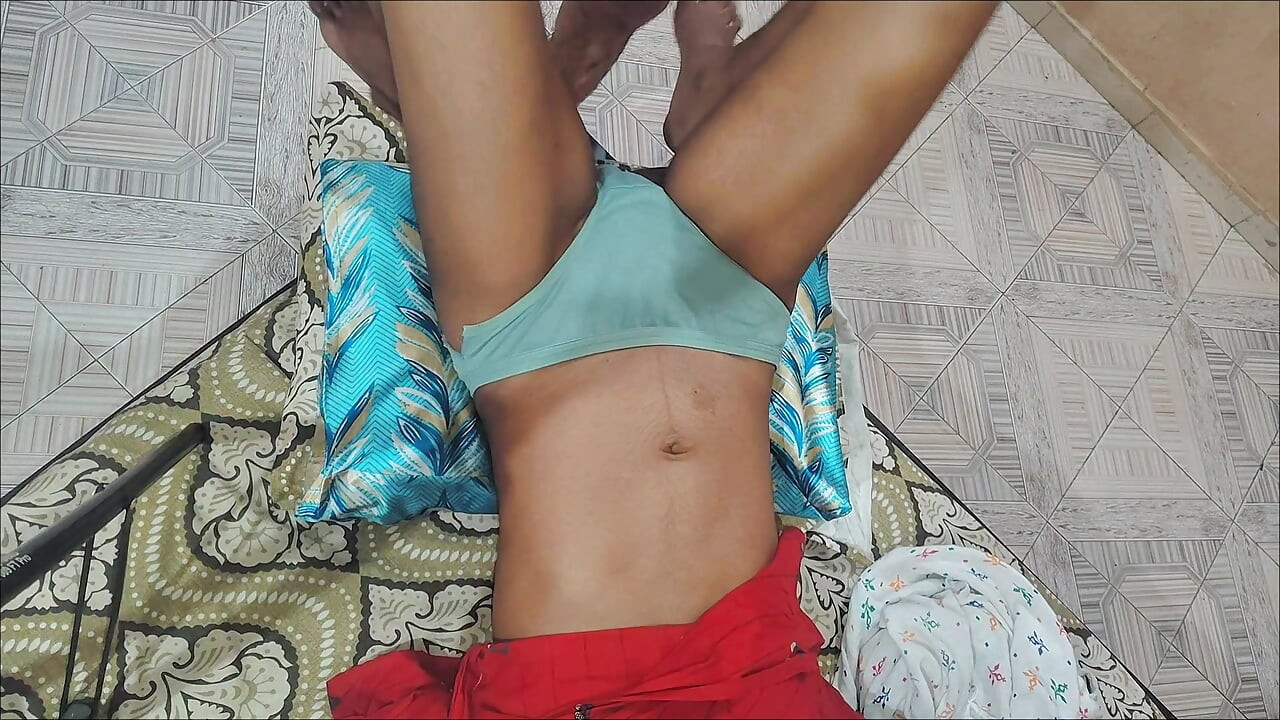 Sora vitregă Desi și fratele vitreg din sat fac sex frumos