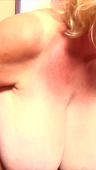 Teen will Pornostar werden und macht alles | Clip 1