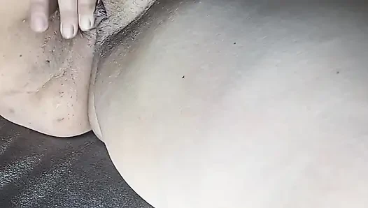 Hotel room Roma lust attack – Gypsy girl from Pest masturbates wildly, caresses her cunt, rocks her ass, orgasm shakes the mattress!