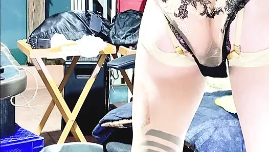 Çarpıcı sarışın trans cintiaalvarez anal dildoya biniyor