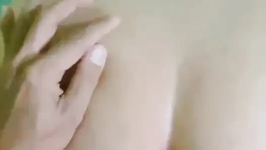 Üvey erkek kardeş tekrar oynamak istiyor