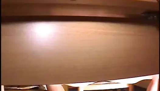 Remaja pirang memenuhi fetish makanannya sebelum disetubuhi