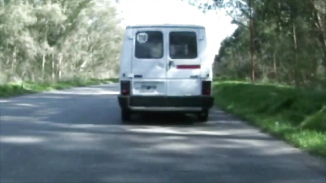 Fucked by ebony in publci bus outdoor