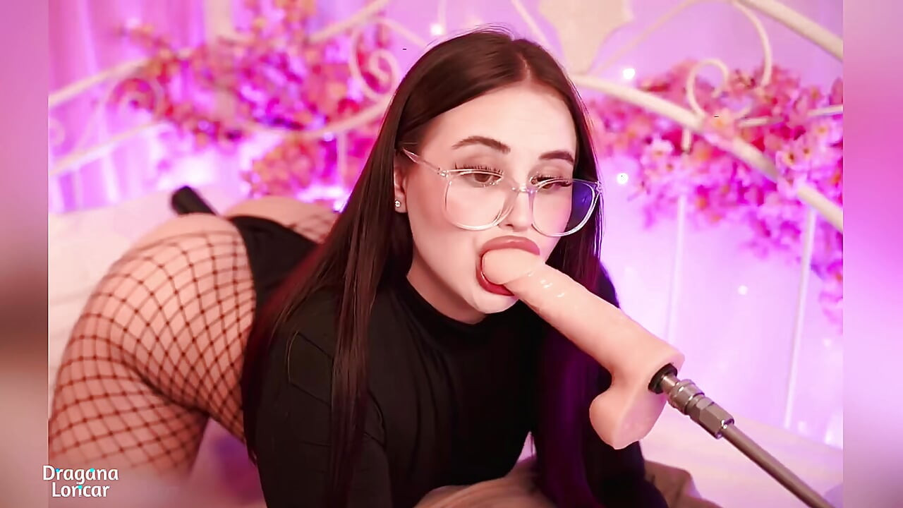 Studentka daje NIESAMOWITE głębokie niechlujstwa lodzik