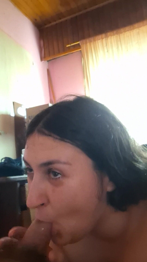Îi place să sugă