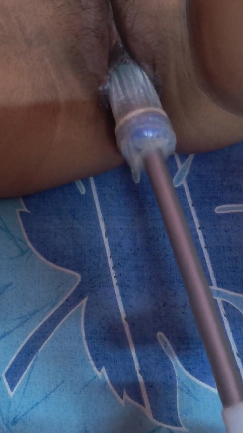 Control Sex toys dedilhando minha buceta com força, minha buceta | Clipe 1