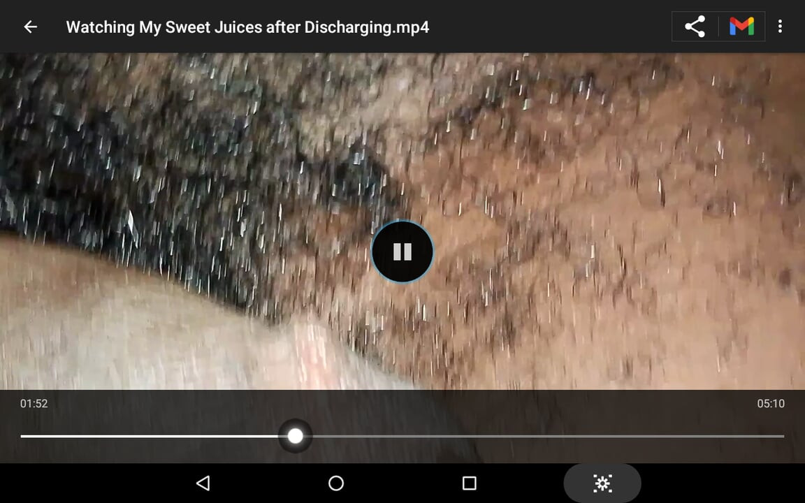 Je regarde mes jus sucrés après le déchargement