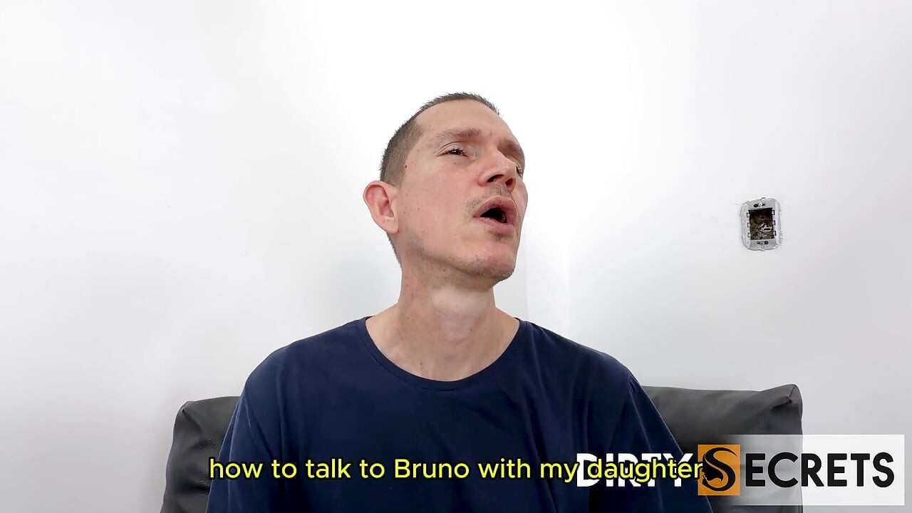 ギャリソンさんと一緒に遠征に行き、ガイドと彼とセックスをして、彼が私の顔に射精しました