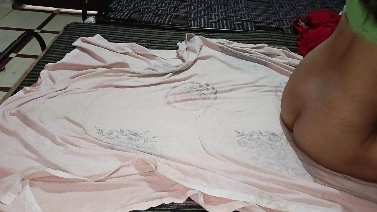 Esposa infiel é pega e sexo a três HINDI AUDIO