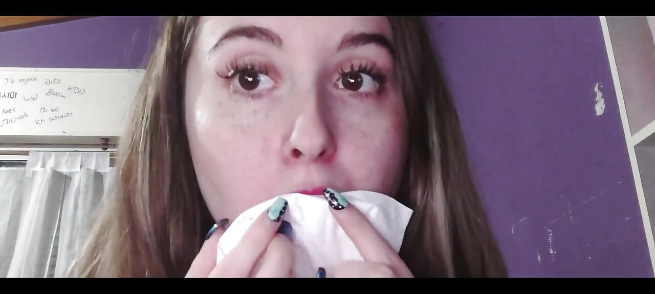 घर छोड़ने से पहले गुलाबी लिपस्टिक