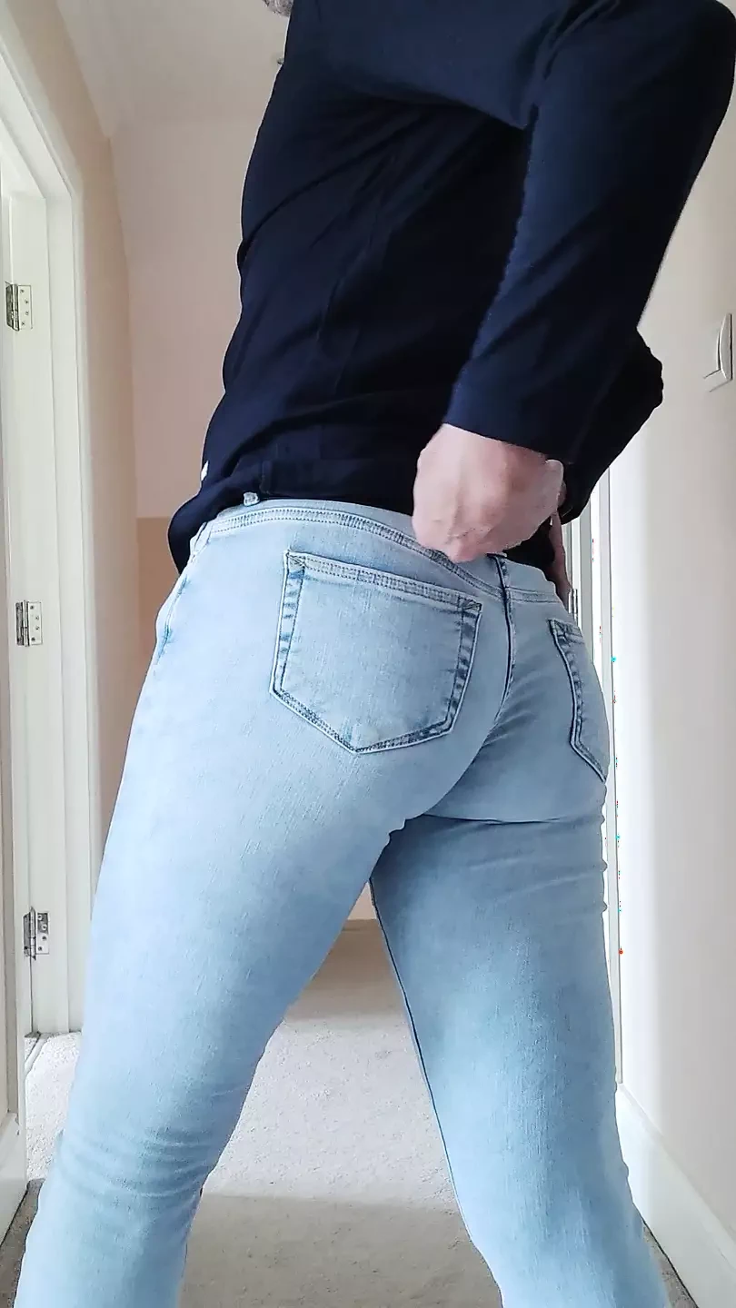 Striptease 10(super ass in tight jeans)