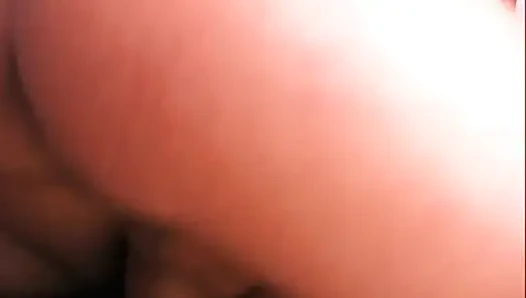 Harika seksi büyük memeli orta yaşlı seksi kadın götten sert sikiliyor ve yüzüne büyük yarakla boşalıyor amatör