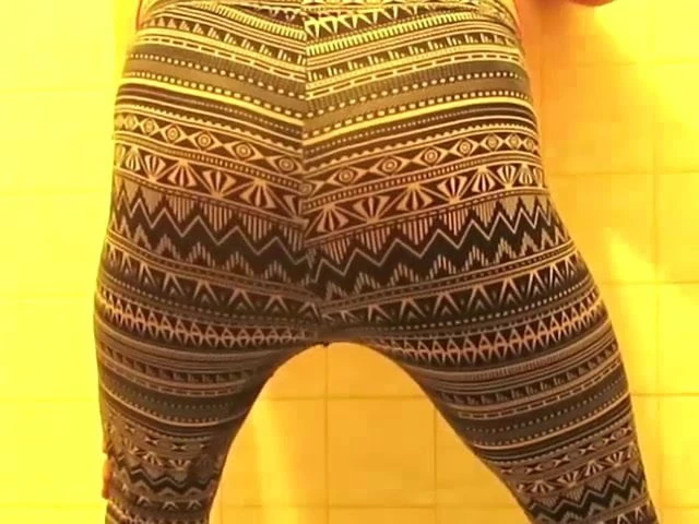sissy pee in pants