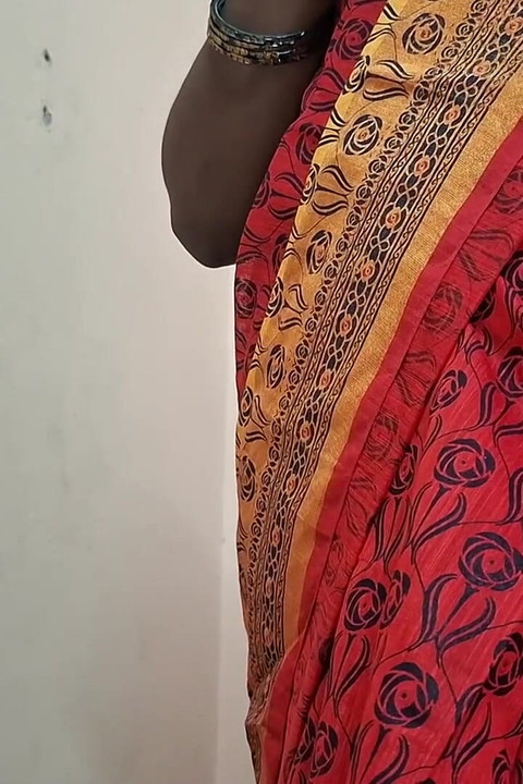 Tamil Married Wife Hot Sex with Pawn Jeweller