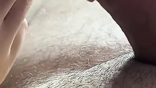 Yeni Suudi porno seksi karım büyük bir penisi seviyor