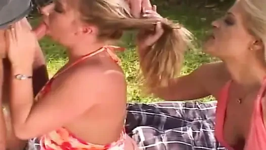 Blonde Babe Stretched Wide in Outdoor Fist Pounding