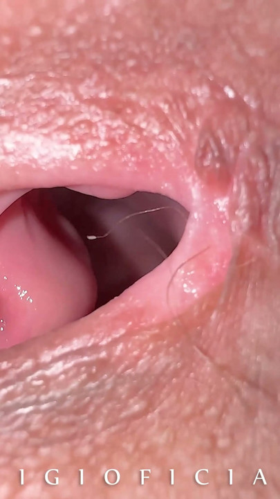 😓when you work as a gynecologist and your client cums from excitement! | Clip 1
