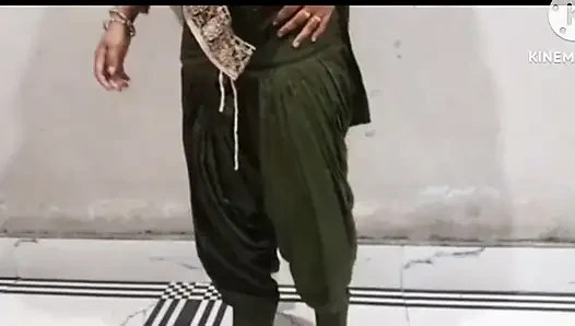 First time fucked a muslim bhabhi in hotel
