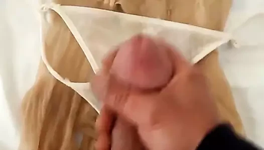 Cum üzerinde seksi külot