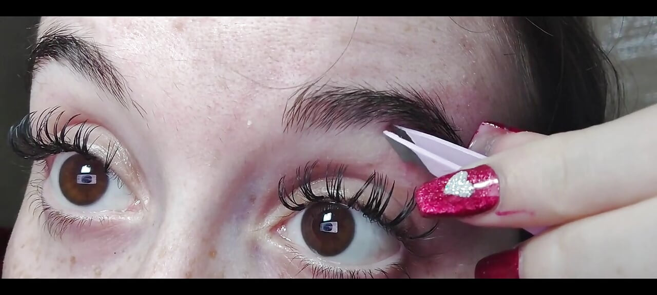 Tweezing My Eyebrows Close up