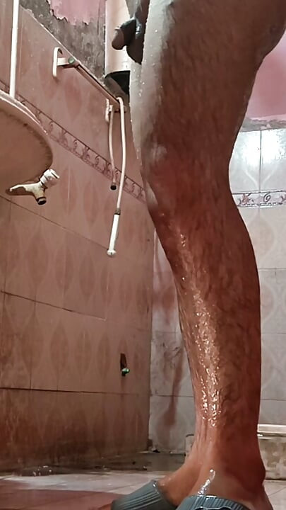 Koma seks sa polubratom u vrućim šorcama, viralni snimci