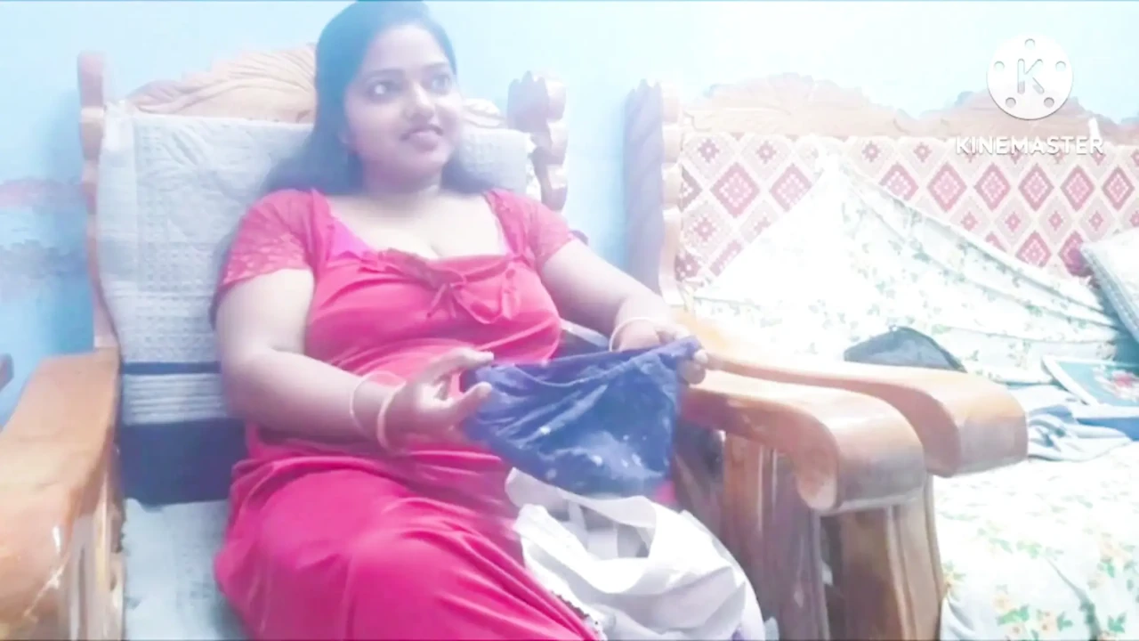 Horny Ma'am & the Aroused Servant - Tamil Hot Viral Video with Dirty Talking