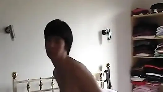 O güzel sevgilinin iyi bir yarağı var!