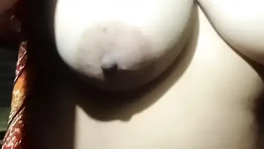 Video hot tante seksi india lagi asik sambil bugil