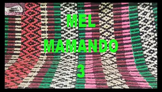 Лапочка сосет 3