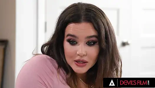 DEVILS FILM - die sexy natalia nix will alles von einer lesbischen MILf natasha nice lernen