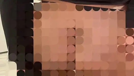 Ada es di dalam pantatku!