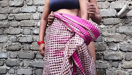 Salni soni ji ko 18 tahun posisi anjing hot