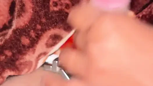 Tatlı evli kadın elle muamele