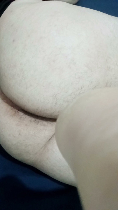 Look at this big and hot ass showing off