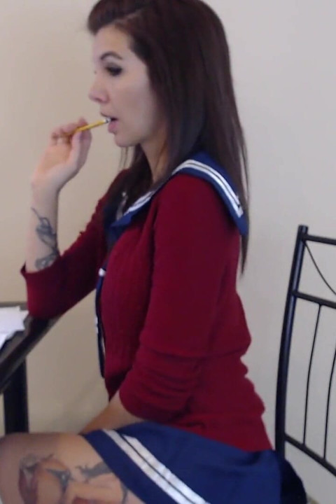 Slutty Girl Blows You During Class
