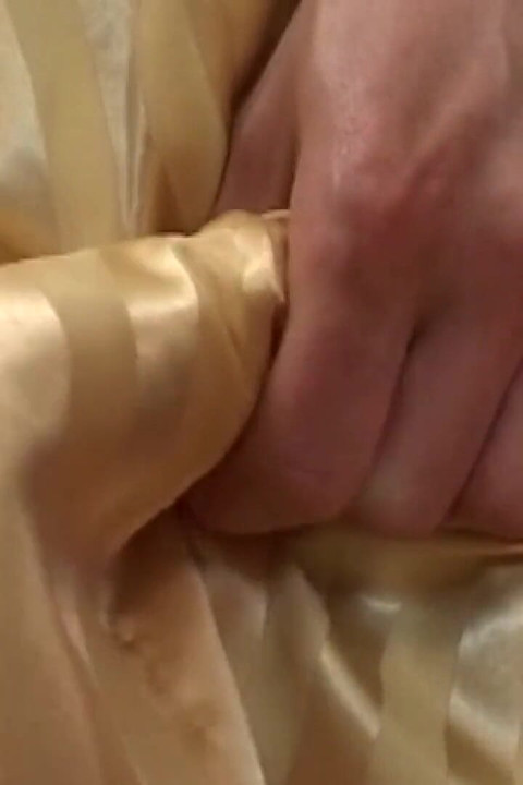 Trans Yarağımı Emerken Götümü Sikiyor