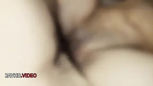 Ateşli Japon baştan çıkarıcı yui konomi ile yasak üçlü sekste baştan çıkarıyor