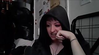 Cam girl gothique sur webcam, SFW