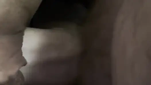 Ibu-ibu bahenol ini dientot habis-habisan di ruang istirahat