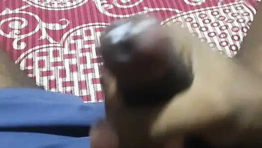 Arkadaşının karısını sikiyor sonra oğlanın mastürbasyonu