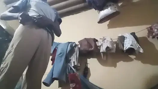 Aaj morning time mein land khada ho gaya building mein desi aunty ki sexy chudai