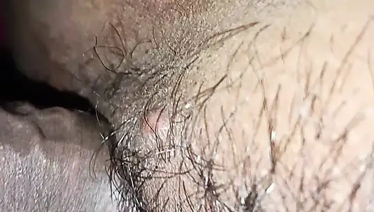 Peli cudai ladki ki choti cut me