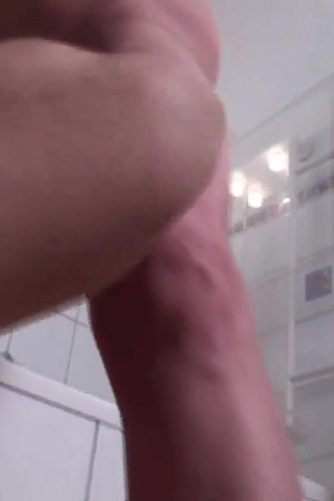 Piss and foot play in the bathroom