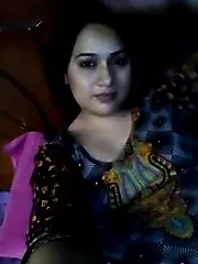 pakis frnd boobs