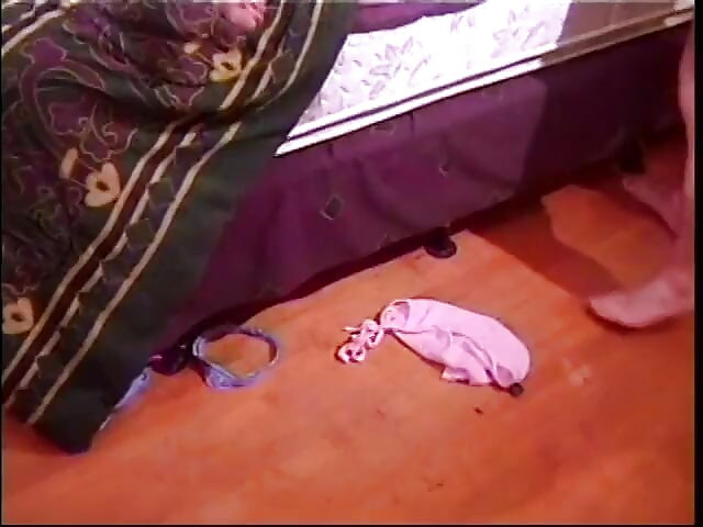 Развлекаюсь во время съемки порно