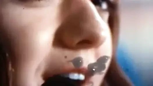 Maisie williams boşalmak haraç