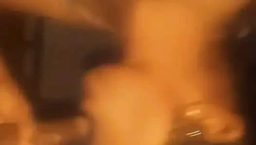 Hintli kız ıslak oral seks anal seks boşalması