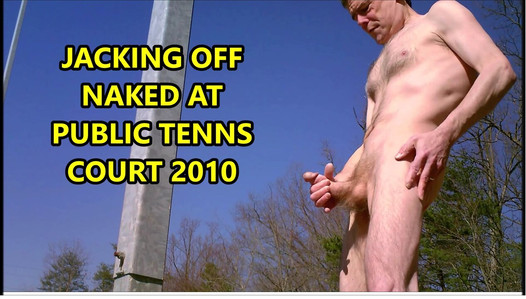 Arriesgado, público desnudo, masturbación, público, parque, canchas de tenis, 2010